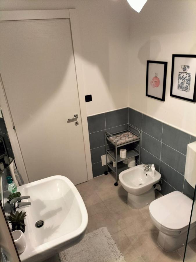 Attico Con Vista Mozzafiato Apartment บอร์ดิเกรา ภายนอก รูปภาพ